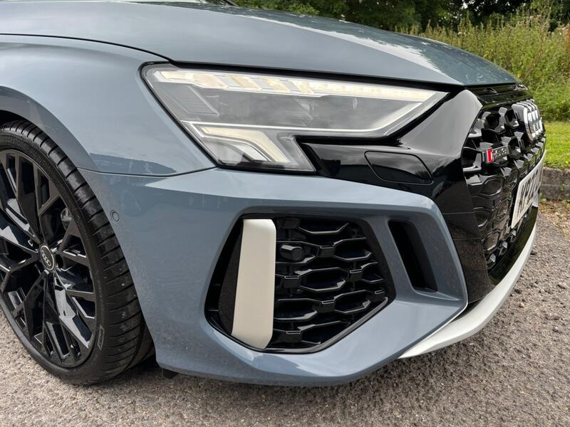 AUDI RS3