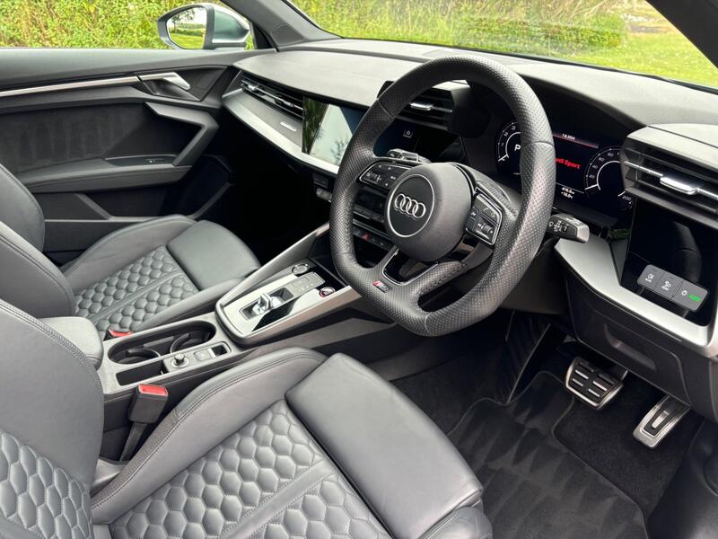 AUDI RS3