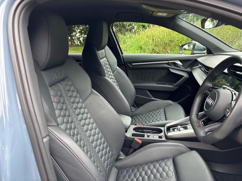 AUDI RS3