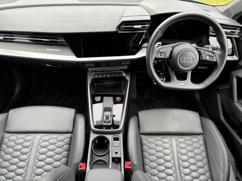 AUDI RS3
