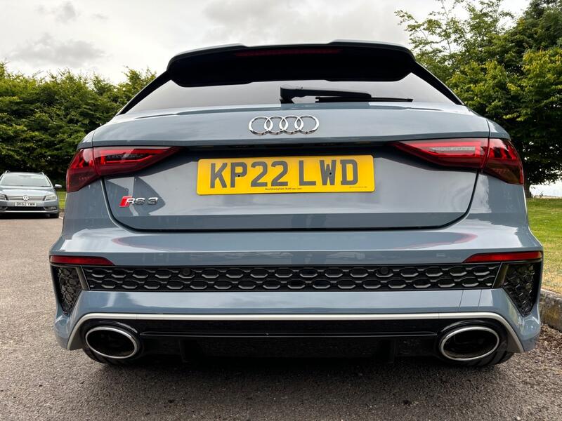 AUDI RS3