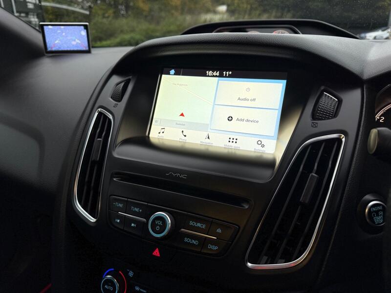 FORD FOCUS