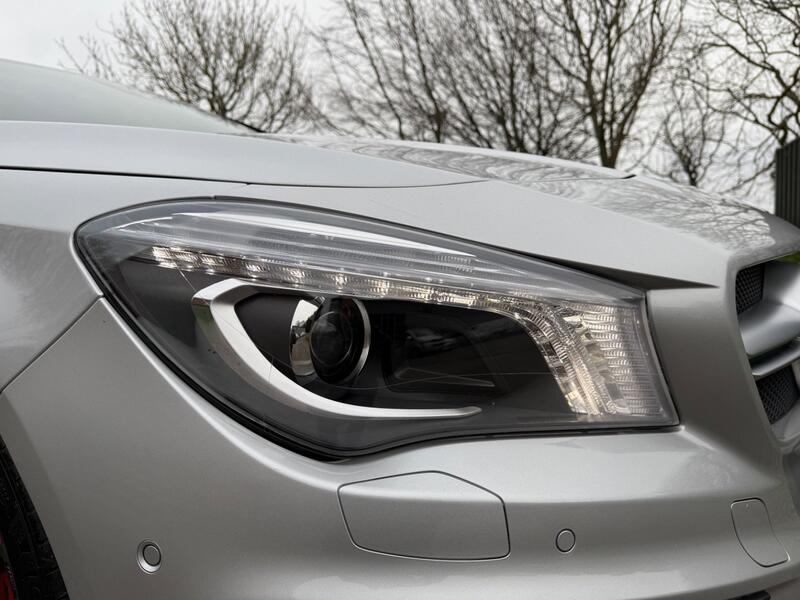MERCEDES-BENZ CLA